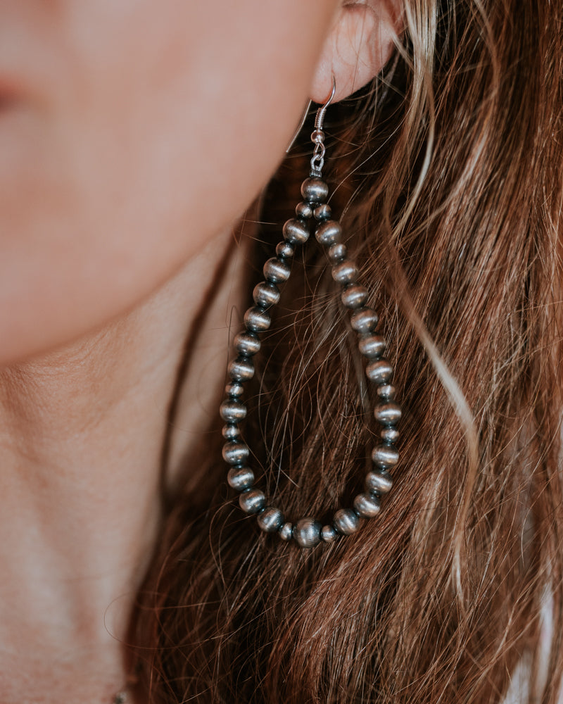 Navajo Pearl Earrings - Smokin' Blues Turquoise