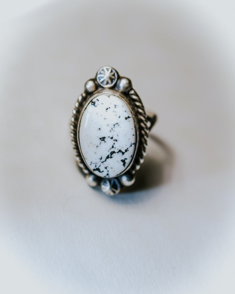 White Buffalo Ring Size 7 - Smokin' Blues Turquoise