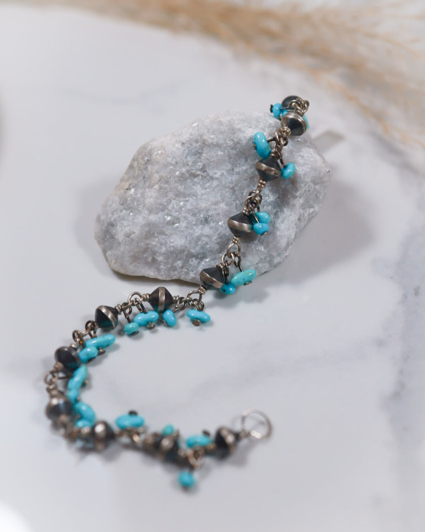 Turquoise & Navajo Pearl Bracelet - Smokin' Blues Turquoise