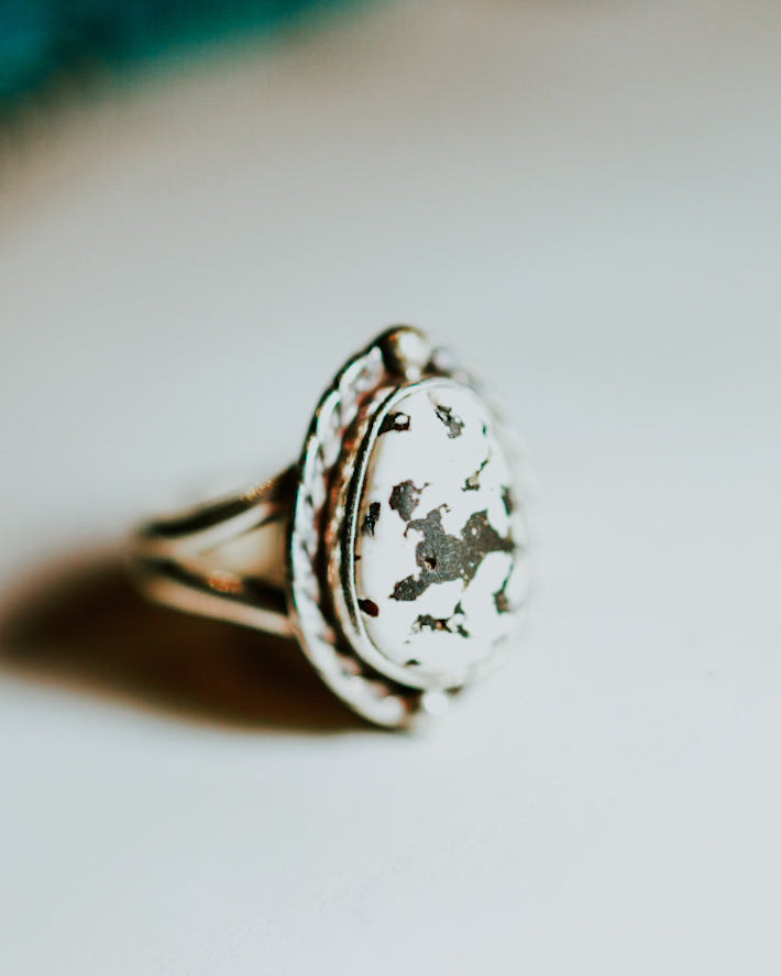 White Buffalo Ring - Smokin' Blues Turquoise