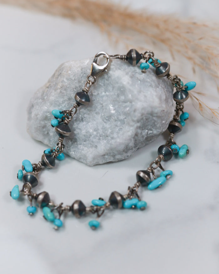 Turquoise & Navajo Pearl Bracelet - Smokin' Blues Turquoise
