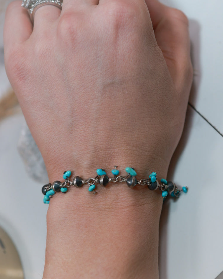 Turquoise & Navajo Pearl Bracelet - Smokin' Blues Turquoise