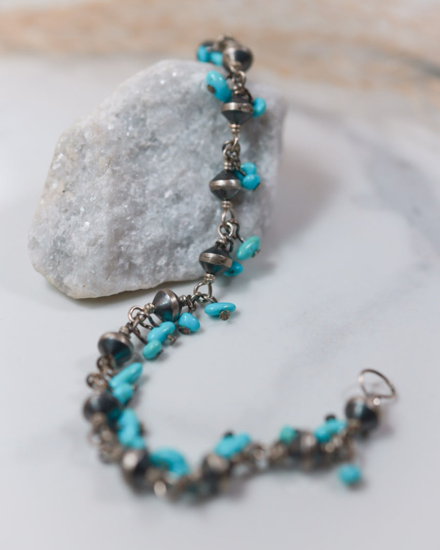 Turquoise & Navajo Pearl Bracelet - Smokin' Blues Turquoise