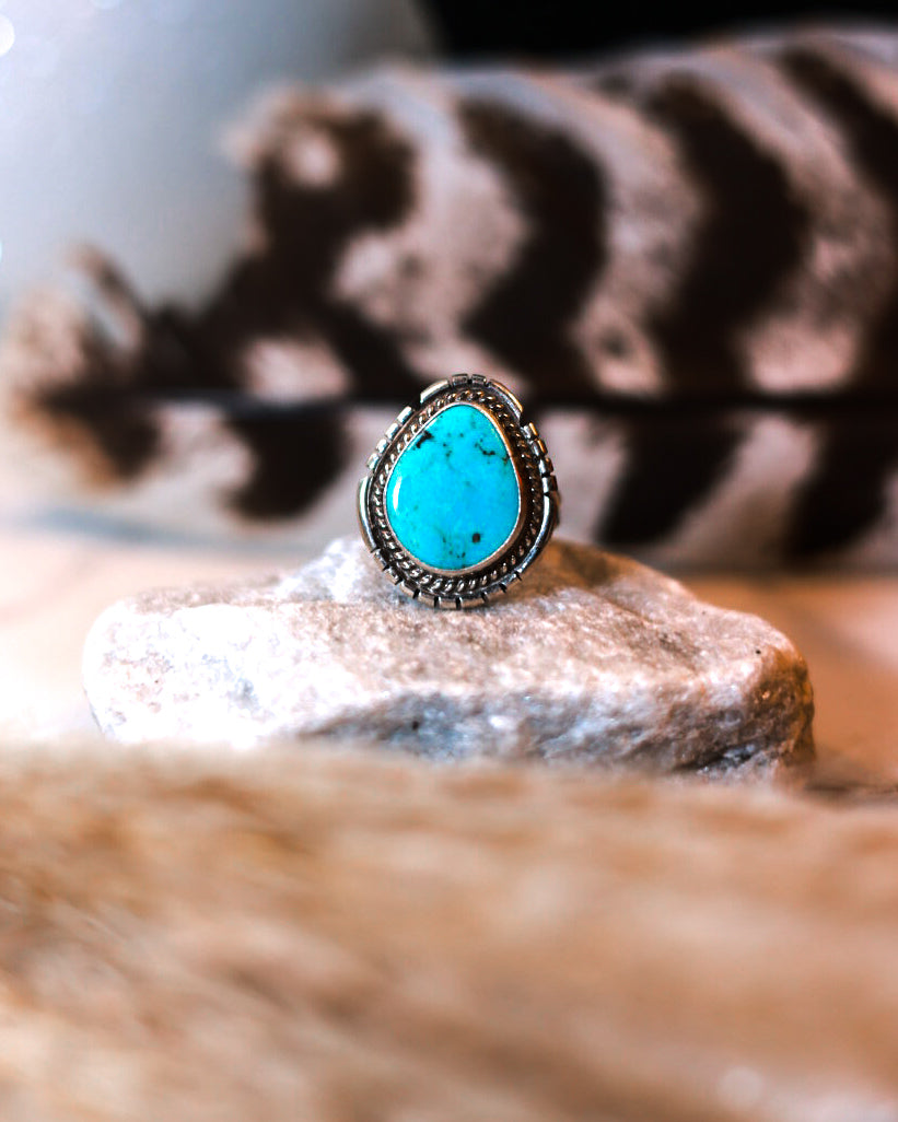 Turquoise Ring | Size 5 - Smokin' Blues Turquoise