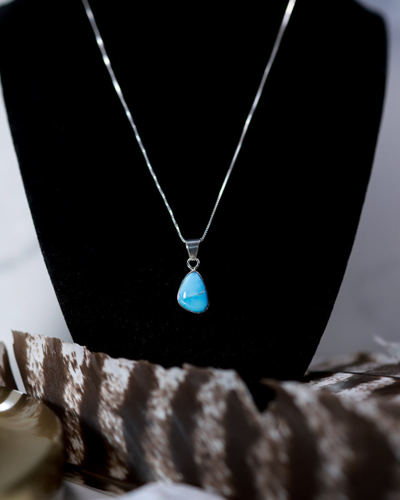 Turquoise Pendant - Smokin' Blues Turquoise