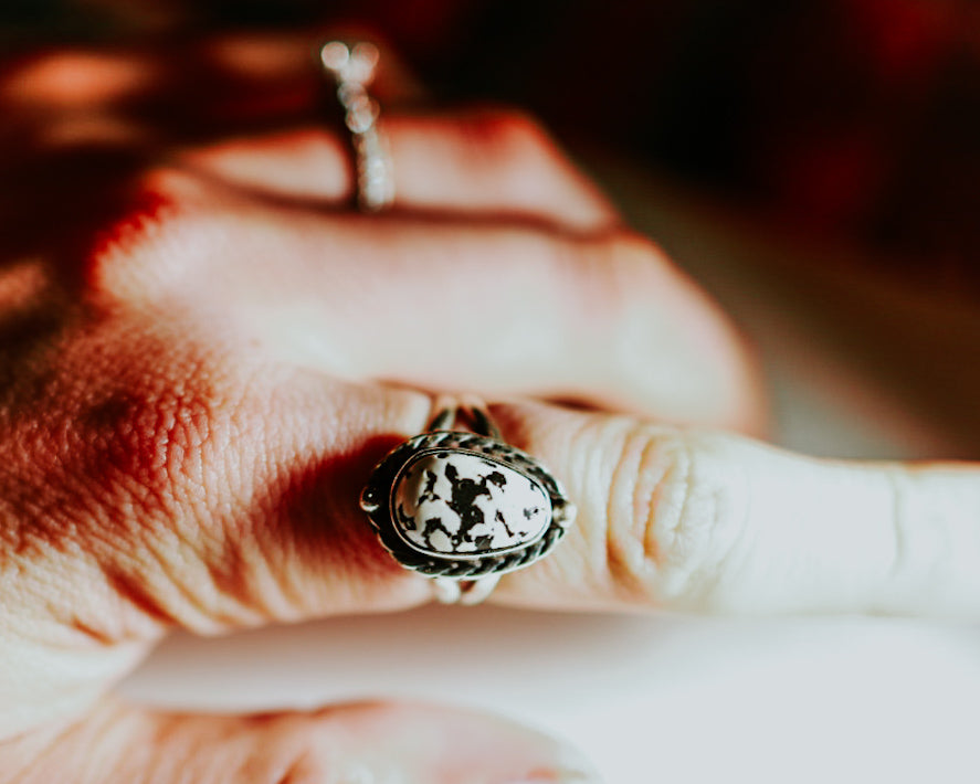White Buffalo Ring - Smokin' Blues Turquoise