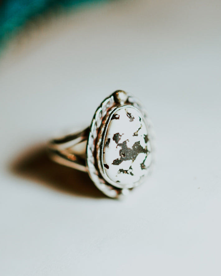 White Buffalo Ring - Smokin' Blues Turquoise
