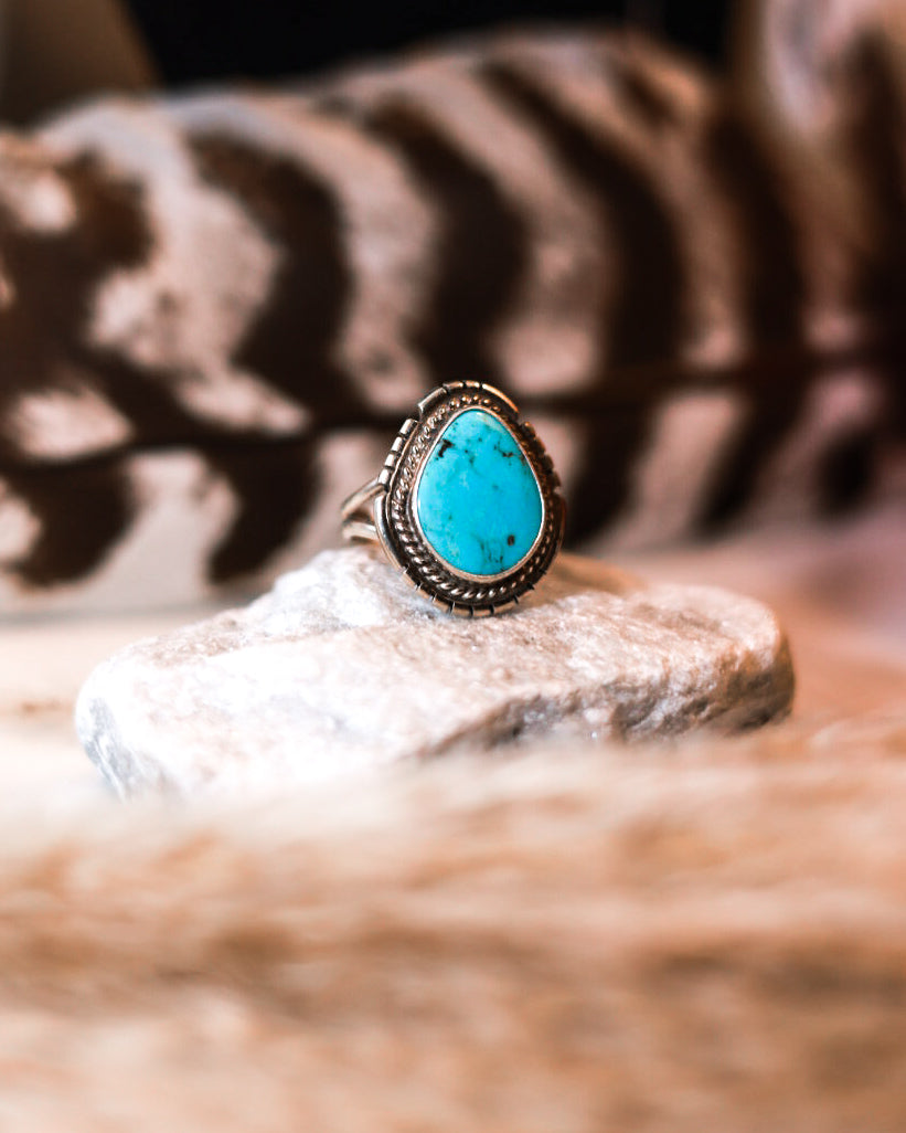 Turquoise Ring | Size 5 - Smokin' Blues Turquoise