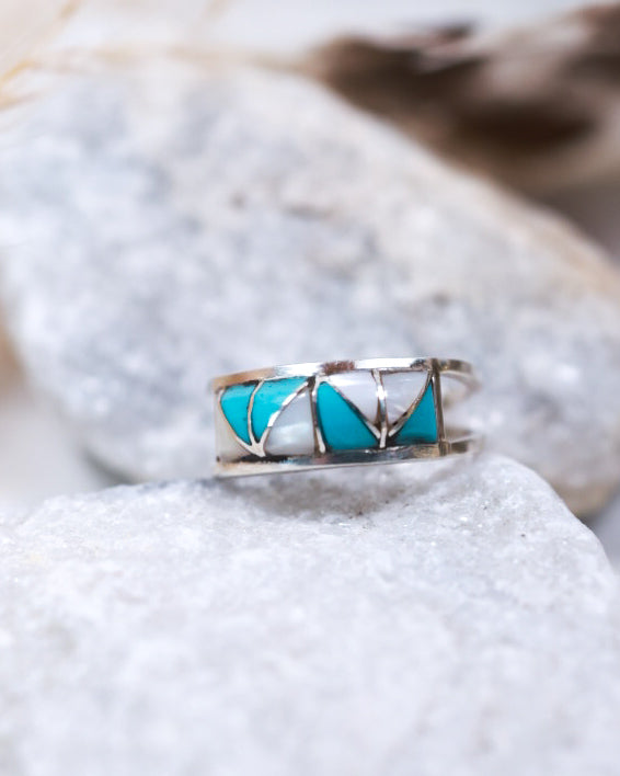 Turquoise Ring | Size 5 - Smokin' Blues Turquoise