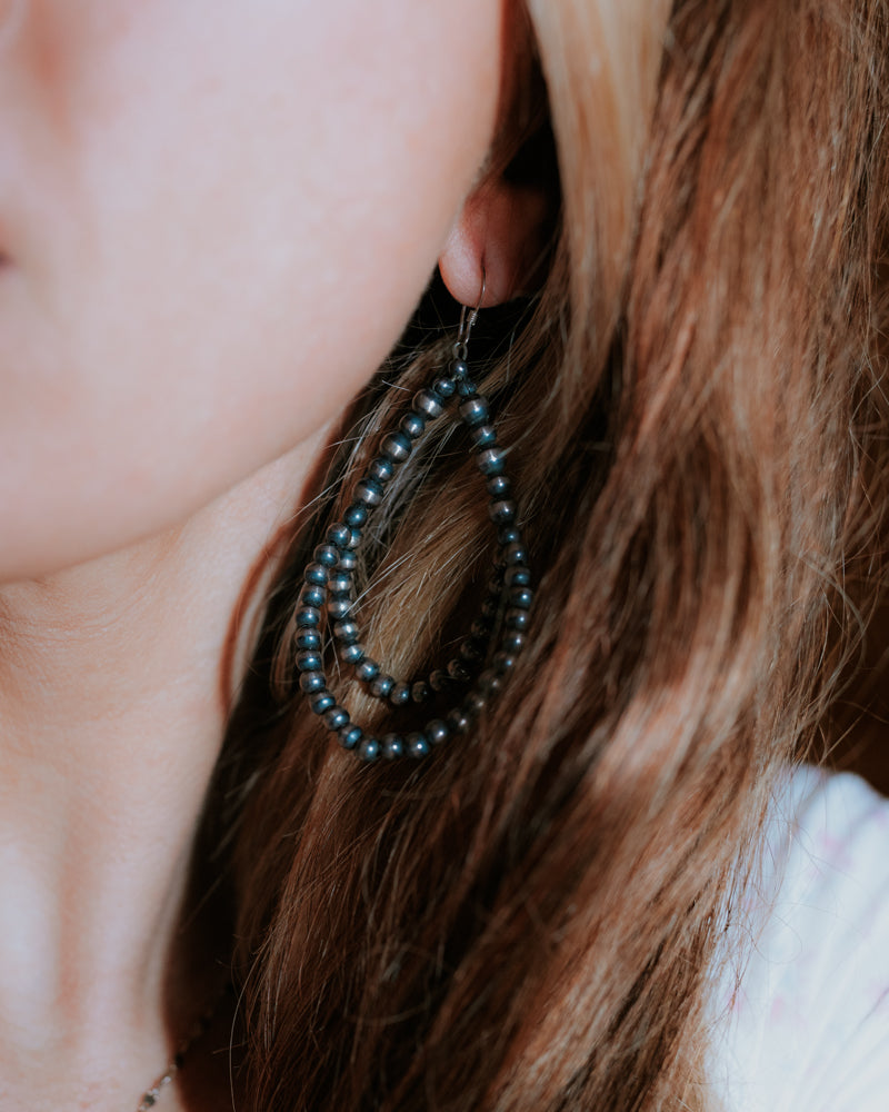 Navajo Pearl Earrings - Smokin' Blues Turquoise